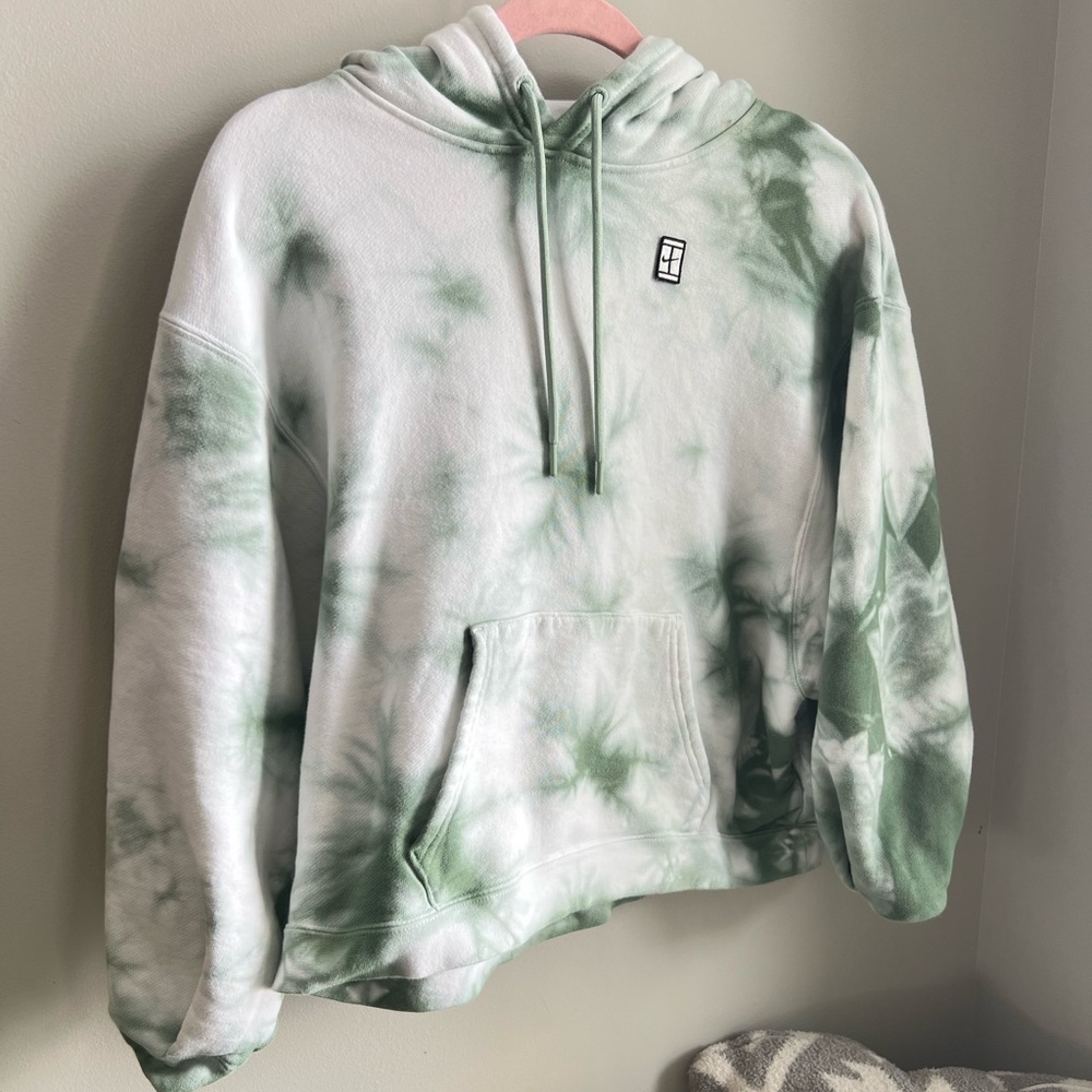 Women’s Nike cropped hoodie